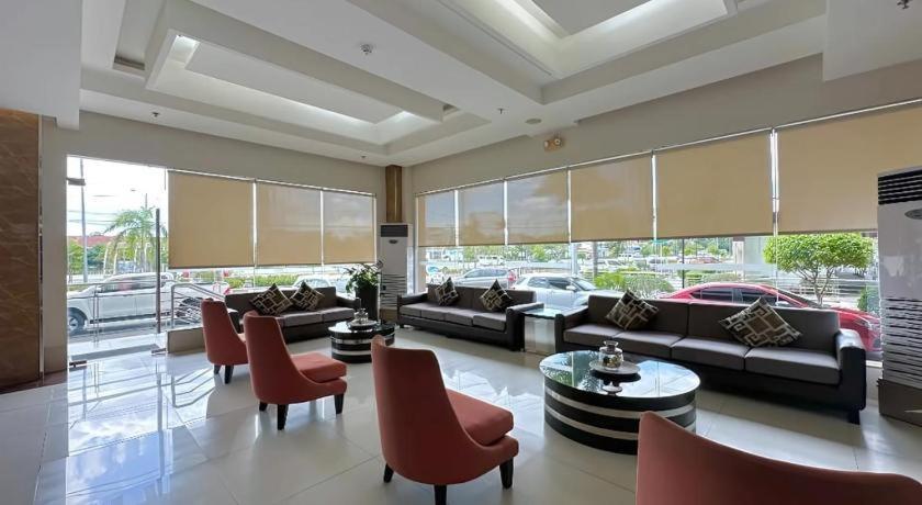 Diversion 21 Hotel Iloilo City Eksteriør billede