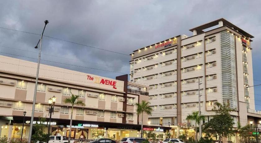 Diversion 21 Hotel Iloilo City Eksteriør billede