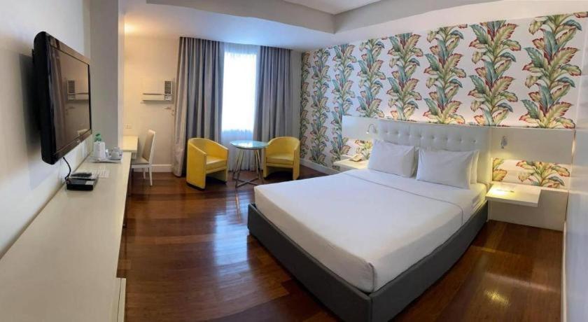 Diversion 21 Hotel Iloilo City Eksteriør billede
