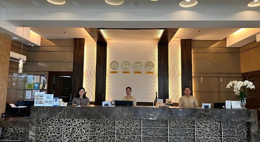 Diversion 21 Hotel Iloilo City Eksteriør billede